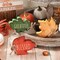 3PCS Fall Maple Leaf Wooden Table Signs – Rustic Thankful Grateful Blessed Thanksgiving Tiered Tray Decor for Autumn Home, Office, School & Farmhouse Centerpieces